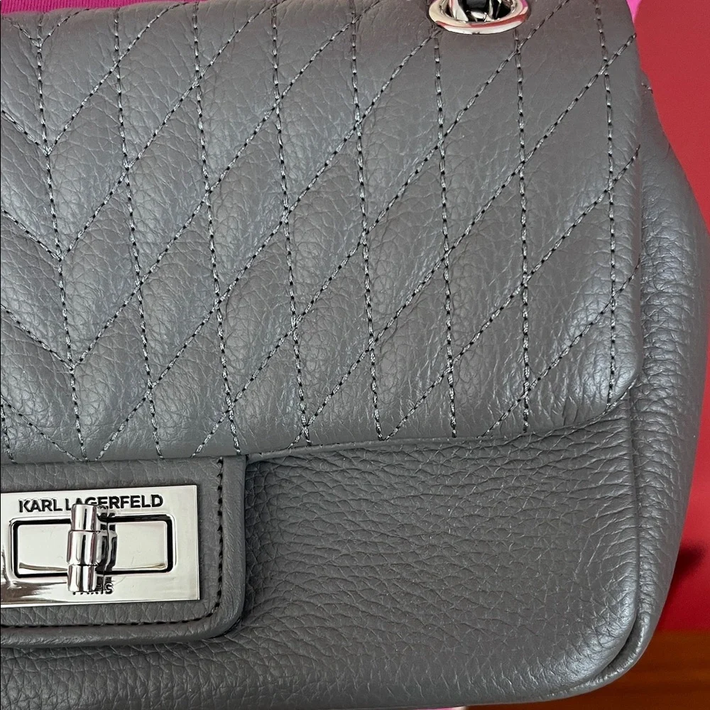 Like new Karl Lagerfeld Gray Quilted Bag with Chain - Picture 4 of 16